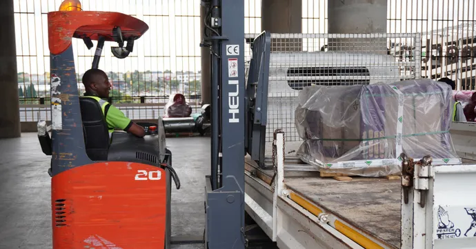 Supplier to Customer Delivery: How Loadit Helps Businesses Move Goods in One Trip